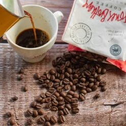 Jones Brothers Coffee The Big Shot Koffiebonen - 6 X 500 Gram 11 Jones Brothers Coffee The Big Shot Koffiebonen - 6 X 500 Gram -Koffiehuis 1200x1200 170