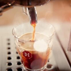 Douwe Egberts Aroma Rood Koffiebonen - 4 X 1000 Gram - Extra Grote Verpakking 16 Douwe Egberts Aroma Rood Koffiebonen - 4 X 1000 Gram - Extra Grote Verpakking -Koffiehuis 1200x1200 199