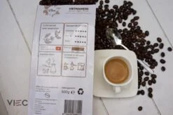 Vietnamese Dark Roast Koffiebonen 500g | 20% Arabica - 80% Robusta | DAM Koffie 13 Vietnamese Dark Roast Koffiebonen 500g | 20% Arabica - 80% Robusta | DAM Koffie -Koffiehuis 1200x800 7
